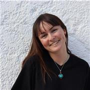 Diplomée d'une licence en Droit, parcours droit espagnol et latino-américain